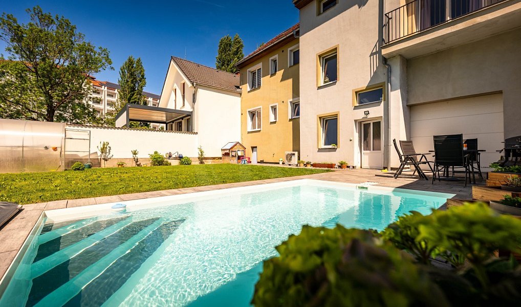 Prodej domu 333 m² s pozemkem 305 m², České Budějovice – náhled fotky 4