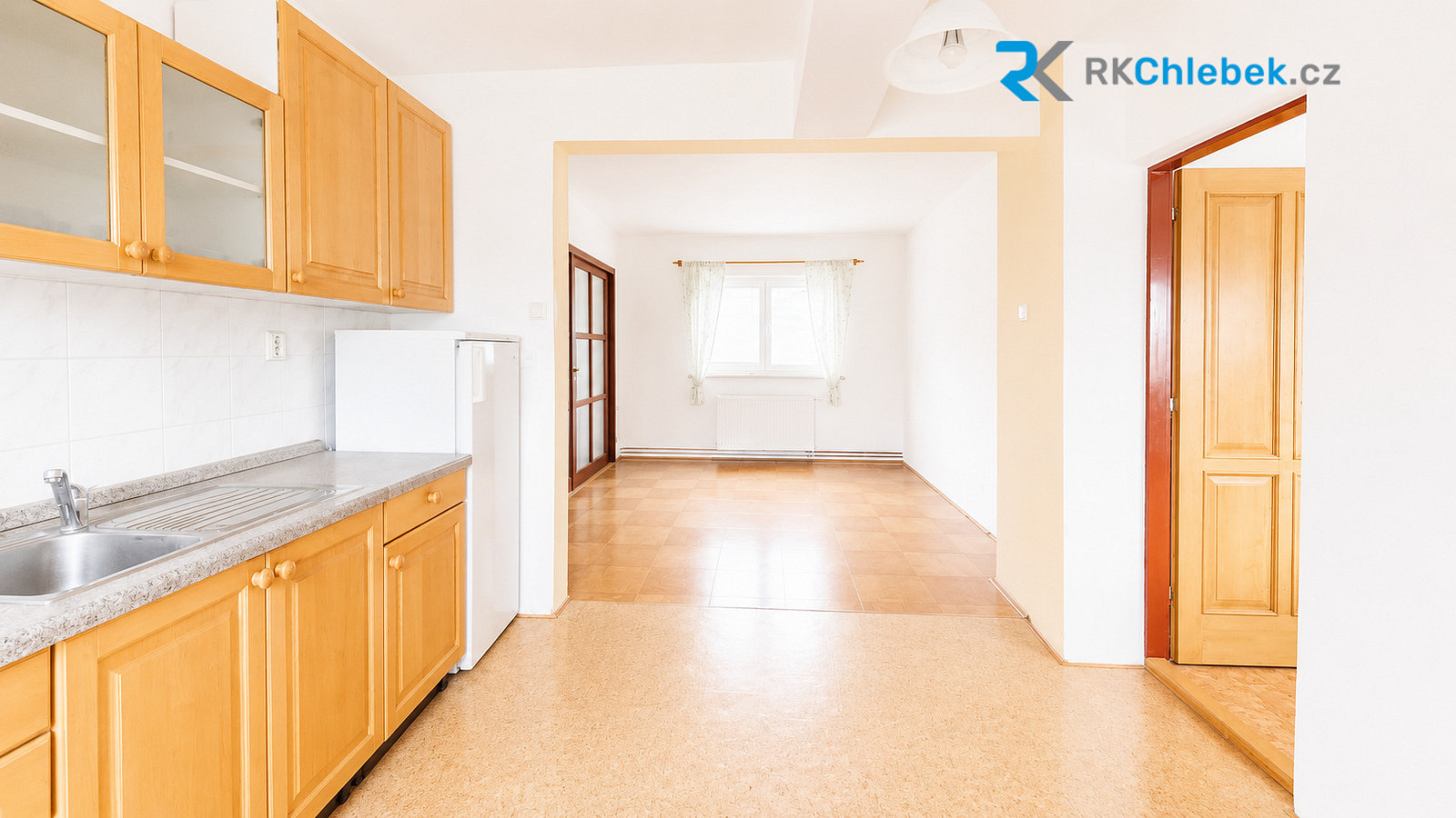 Prodej domu 202 m² s pozemkem 1 295 m² — photo 5
