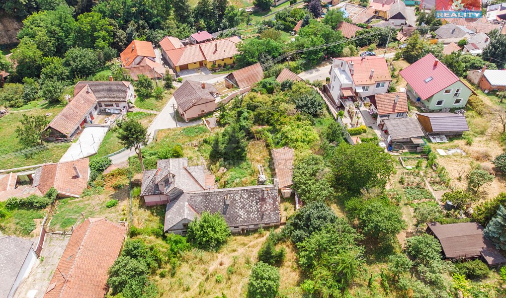 Prodej stavebního pozemku 377 m², Ořechov – náhled fotky 8