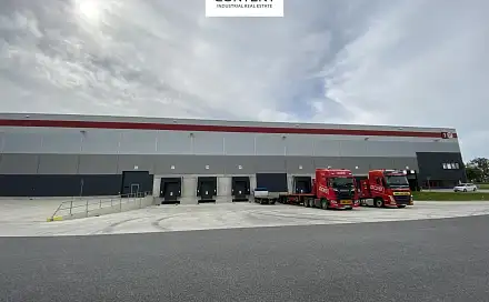 Pronájem skladovacích prostor 14 498 m², Zeleneč - Mstětice, okres Praha-východ