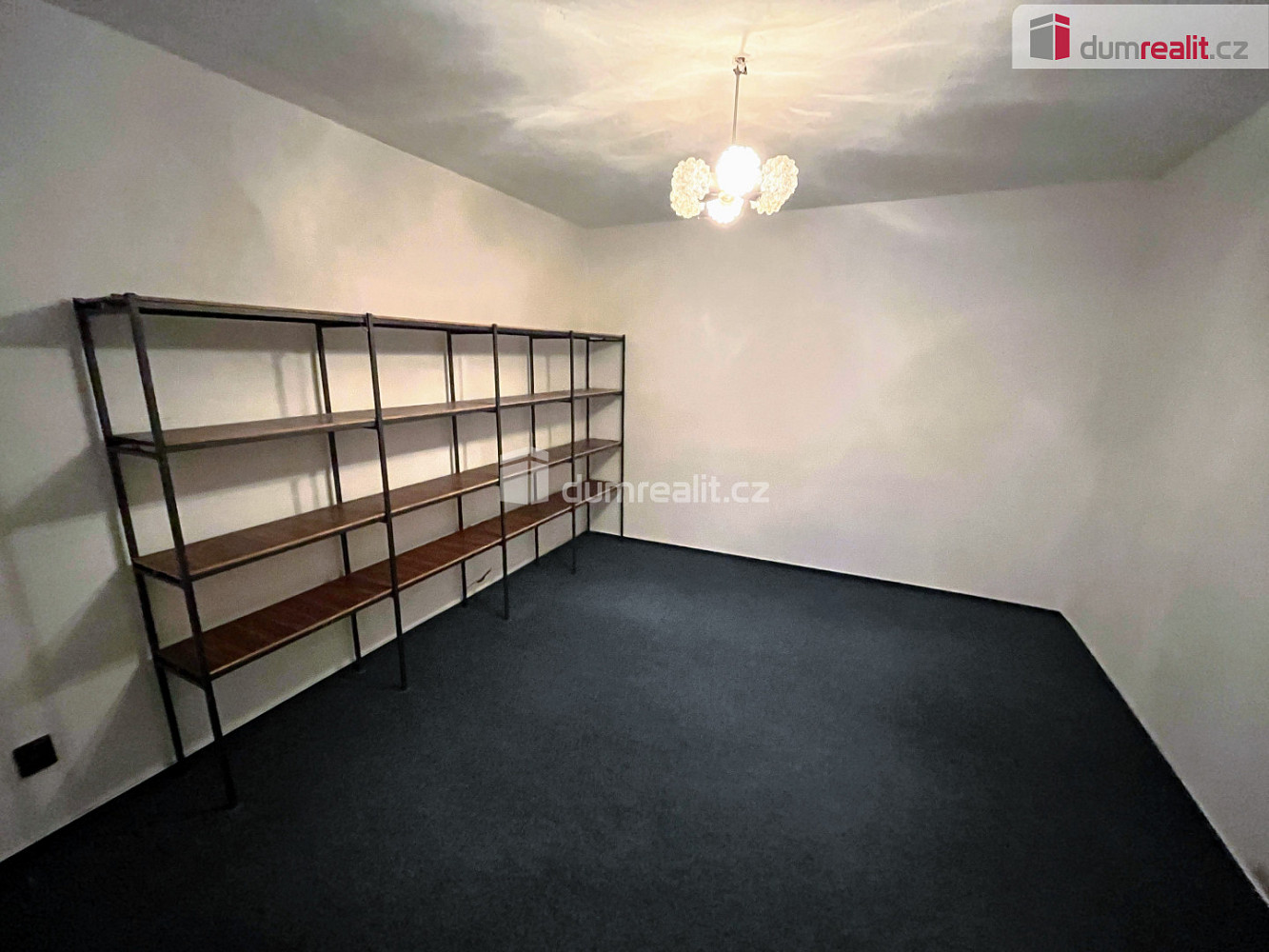 Pronájem obchodních prostor 95 m² — photo 2