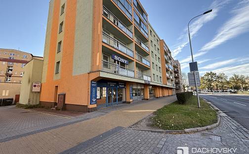 Pronájem bytu 1+1 35 m², Karla IV., Pardubice - Zelené Předměstí