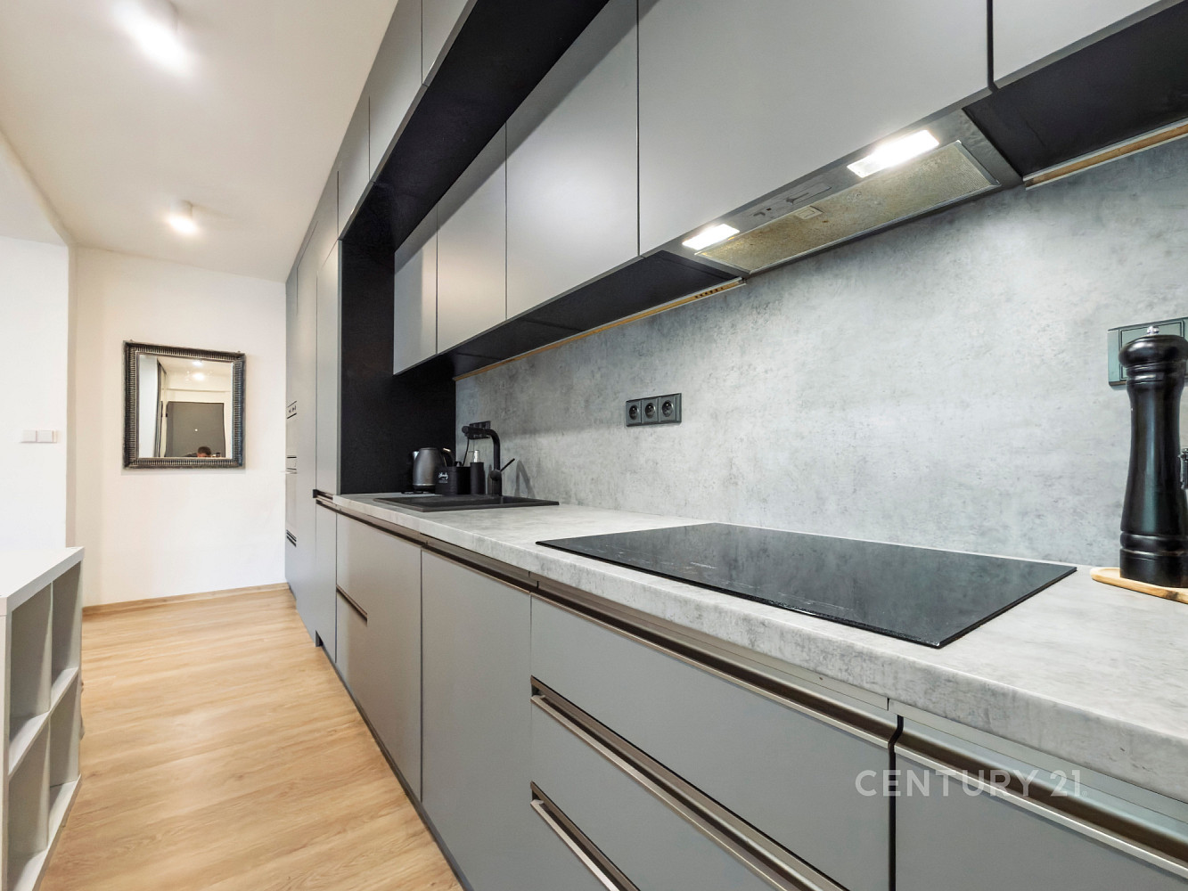 Prodej bytu 3+kk 79 m² — photo 2