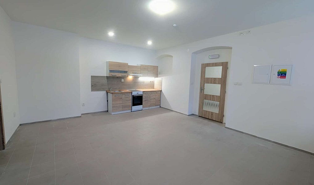 Pronájem bytu 3+kk 73 m², Peruc – náhled fotky 12
