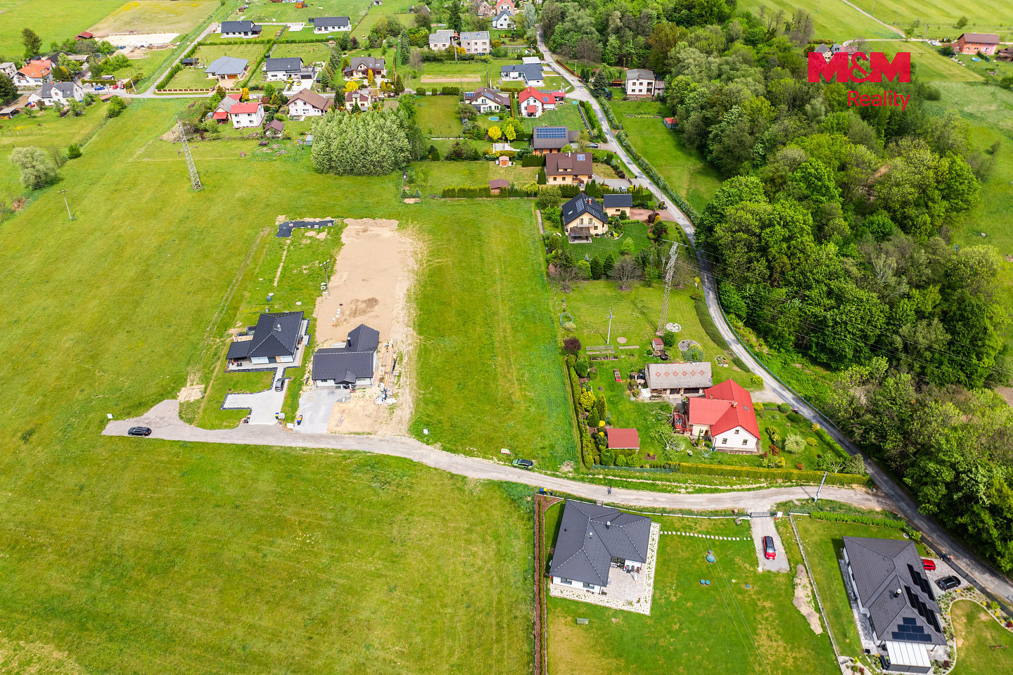 Prodej stavebního pozemku 2 360 m² – fotografie 5