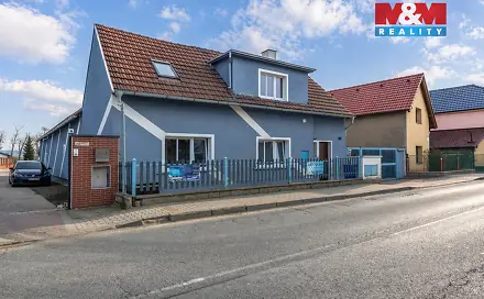 Prodej domu 180 m² s pozemkem 554 m², Horní Počaply, okres Mělník