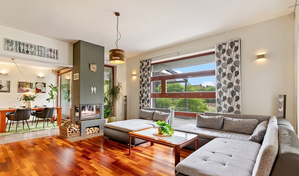 Prodej domu 246 m² s pozemkem 1 270 m², Beroun – náhled fotky 11