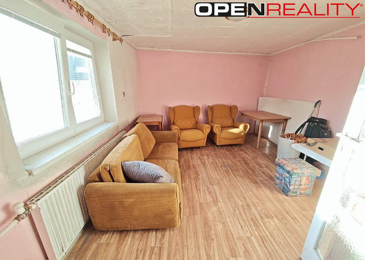 Prodej domu 120 m² s pozemkem 376 m² – fotografie 2