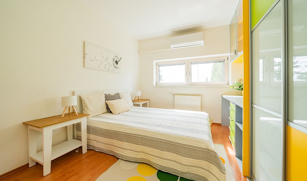Prodej bytu 4+kk 93 m², Jinočany – náhled fotky 27