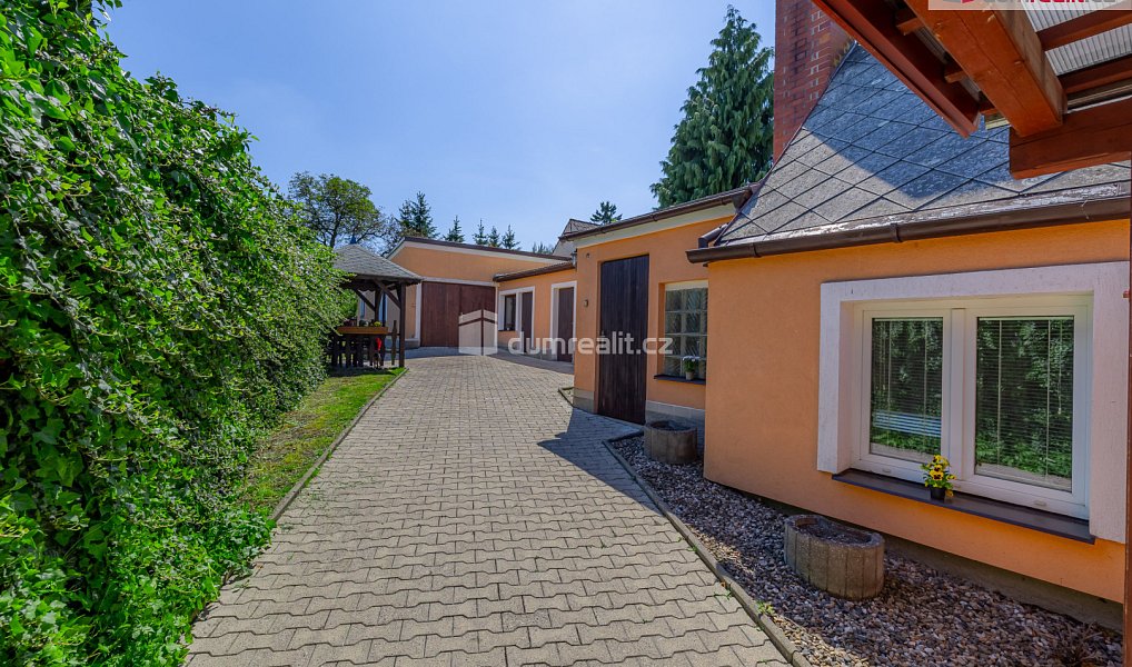 Prodej domu 130 m² s pozemkem 1 798 m², Nepomyšl – náhled fotky 2