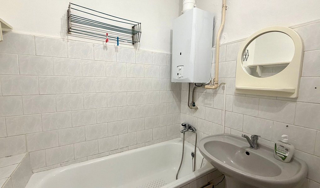 Pronájem bytu 1+kk 32 m², Cheb – náhled fotky 6