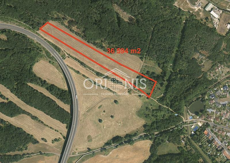 Prodej pole 36 594 m²
