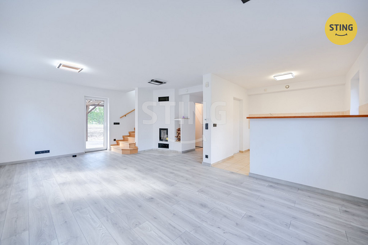 Prodej domu 168 m² s pozemkem 552 m² – fotografie 4