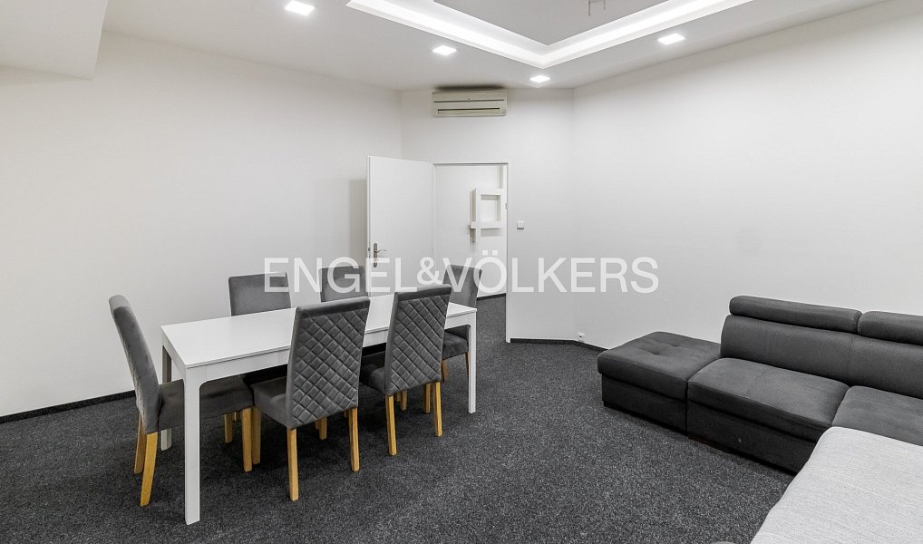 Pronájem kanceláře 175 m², Praha – náhled fotky 6