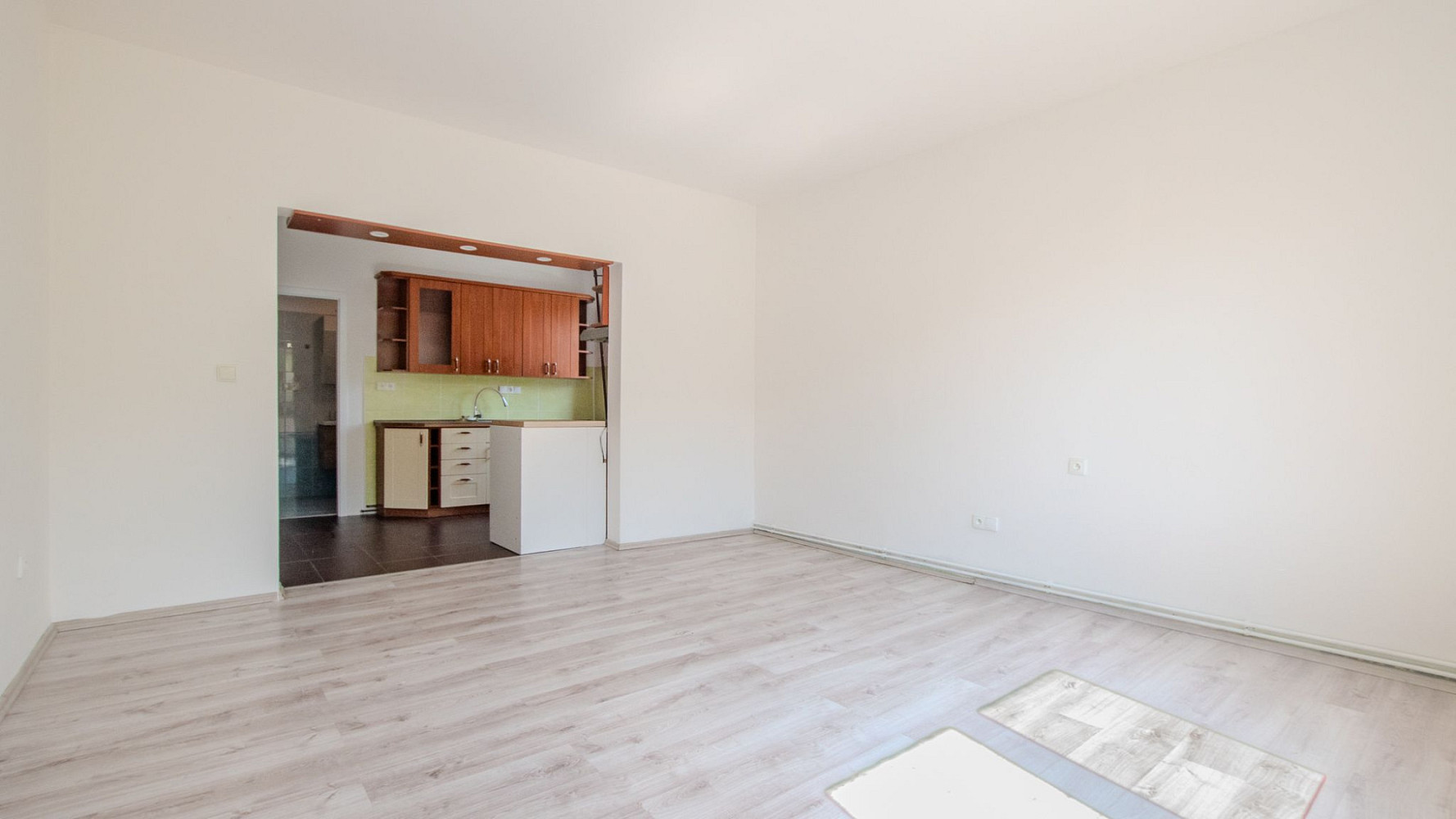 Pronájem bytu 2+kk 65 m² – fotografie 3
