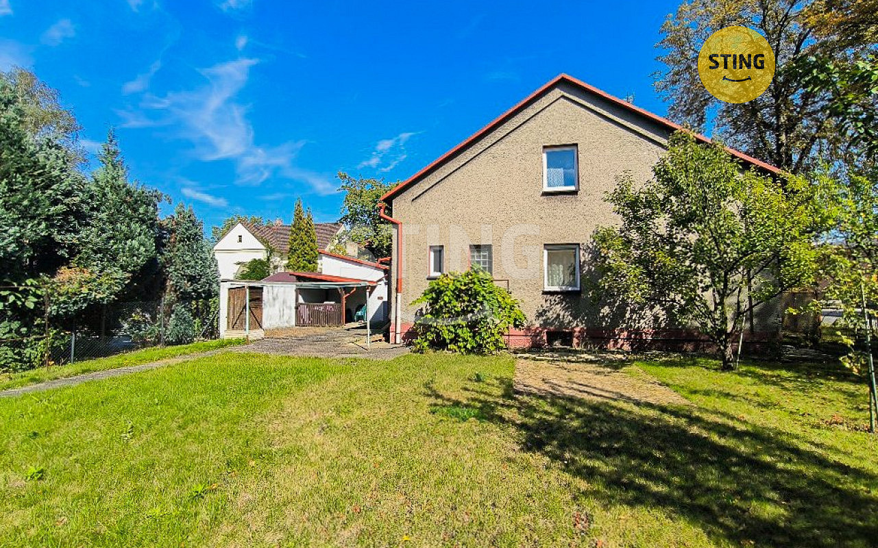 Prodej domu 230 m² s pozemkem 651 m²