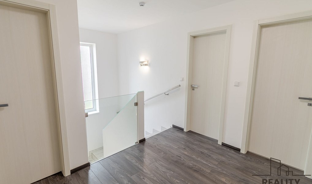 Prodej domu 191 m² s pozemkem 938 m², Všechovice – náhled fotky 24