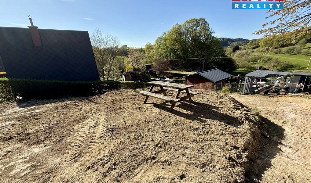 Prodej stavebního pozemku 380 m², Albrechtice – náhled fotky 6