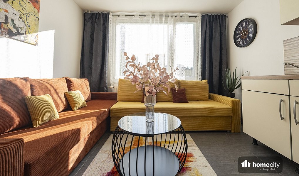 Prodej bytu 2+kk 42 m², Pardubice – náhled fotky 2
