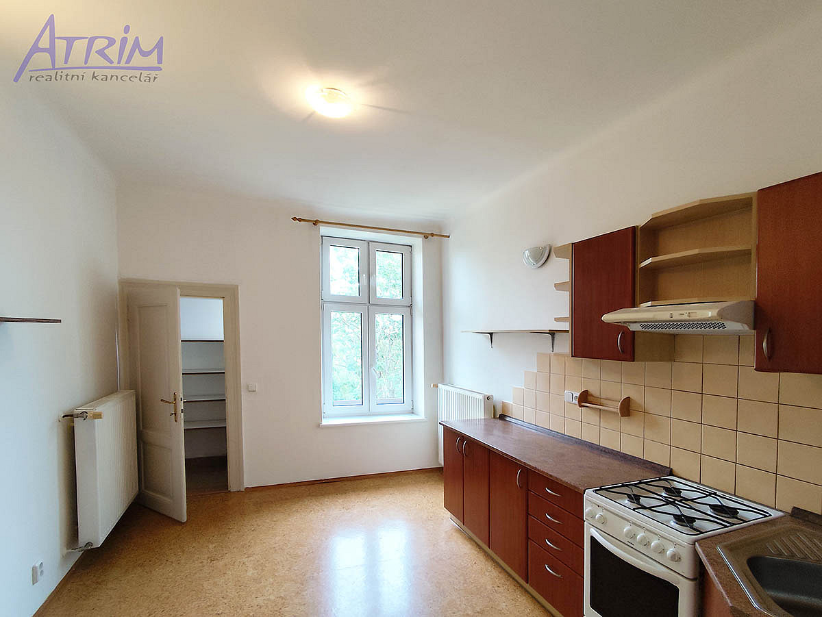 Pronájem bytu 2+1 86 m² — photo 2