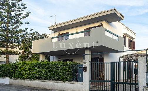 Prodej domu 126 m² s pozemkem 243 m², Leporano, Itálie