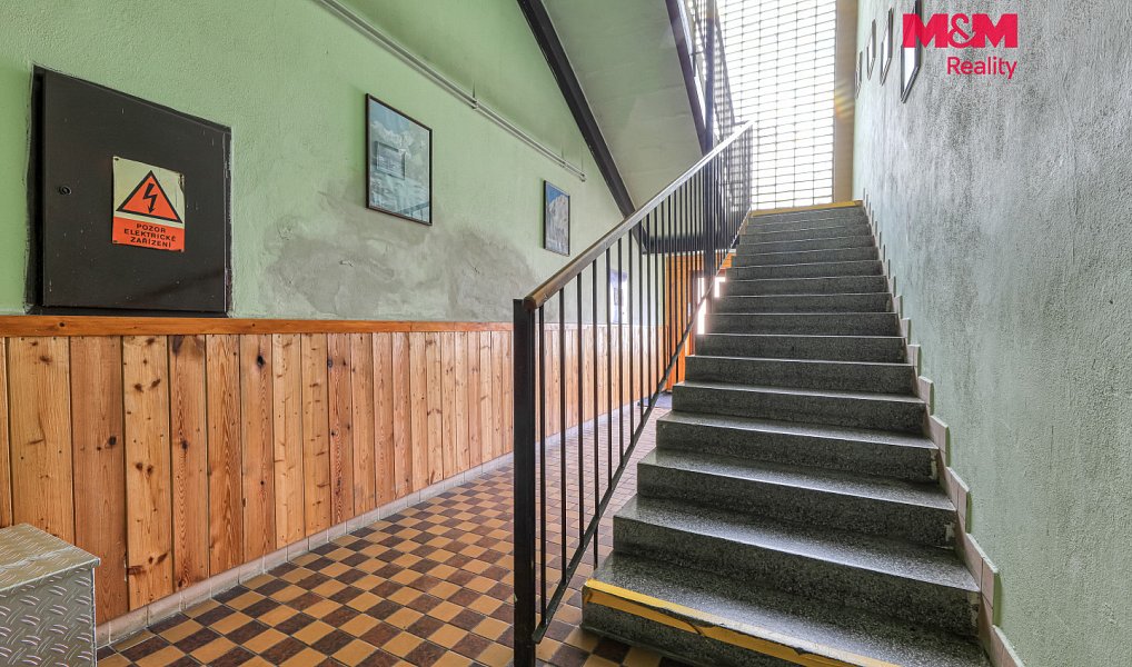 Prodej obchodních prostor 1 100 m², Černošín – náhled fotky 19