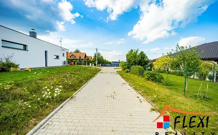 Prodej stavebního pozemku 1 403 m², Na Dolanech, Havířov - Životice, okres Karviná