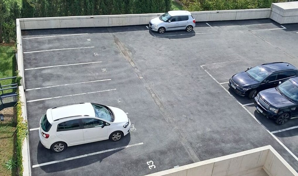 Pronájem, garážové místo, Na Dražkách, Beroun, Beroun – náhled fotky 2