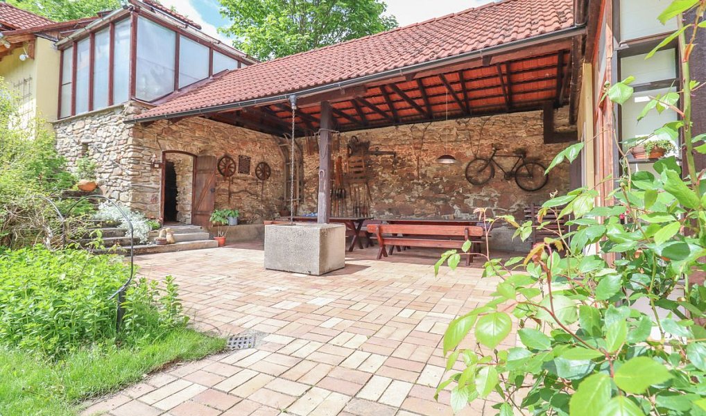 Prodej ubytovacího objektu 550 m², Kašperské Hory – náhled fotky 5