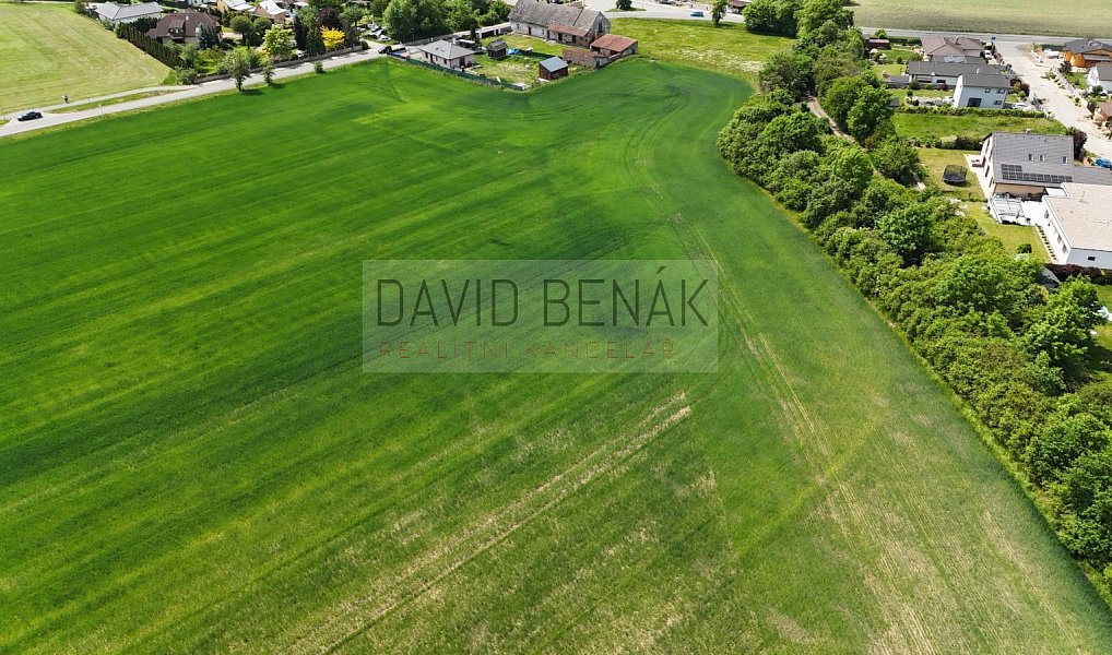 Prodej stavebního pozemku 850 m², Sezemice – náhled fotky 6