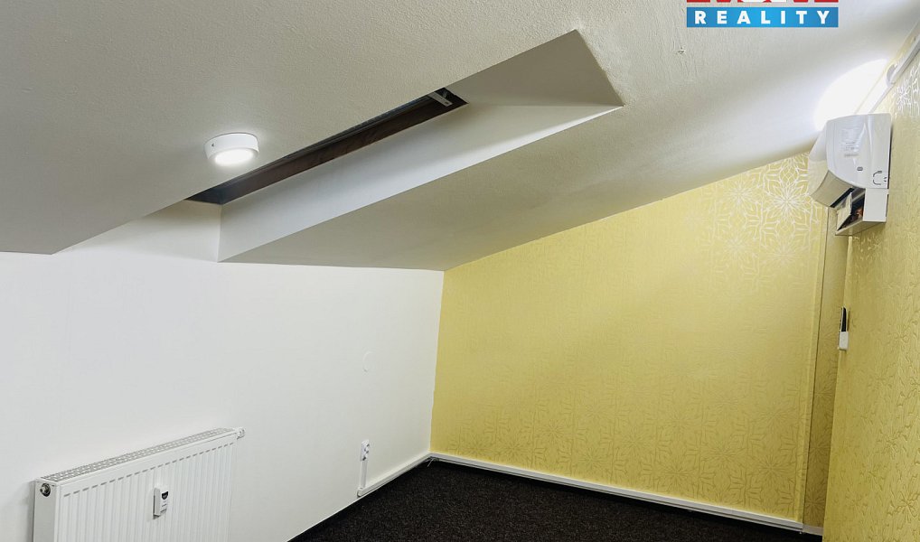 Pronájem kanceláře 16 m², Český Těšín – náhled fotky 4
