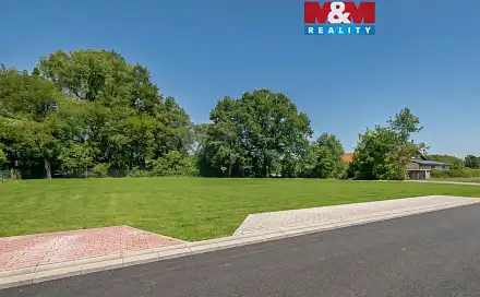 Prodej stavebního pozemku 899 m², Hrobice, okres Pardubice