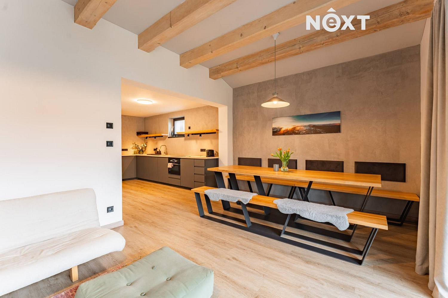 Prodej komerčního objektu (jiného typu) 197 m² — photo 2