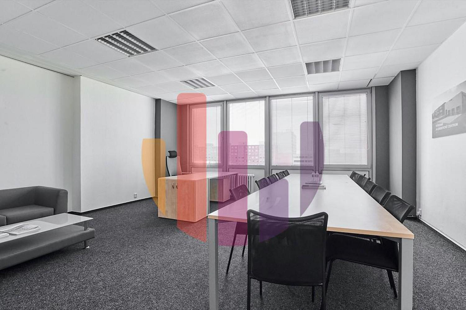 Pronájem kanceláře 126 m² — photo 4