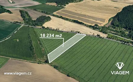 Prodej pole 18 234 m², Moravské Knínice, okres Brno-venkov