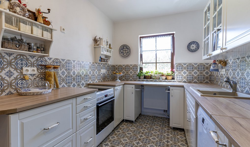 Pronájem domu 382 m² s pozemkem 515 m², Stehelčeves – náhled fotky 10
