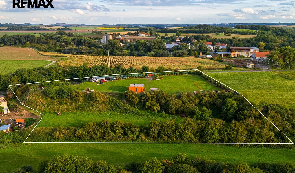 Prodej pozemku, 10431 m², Kolín, Kouřim