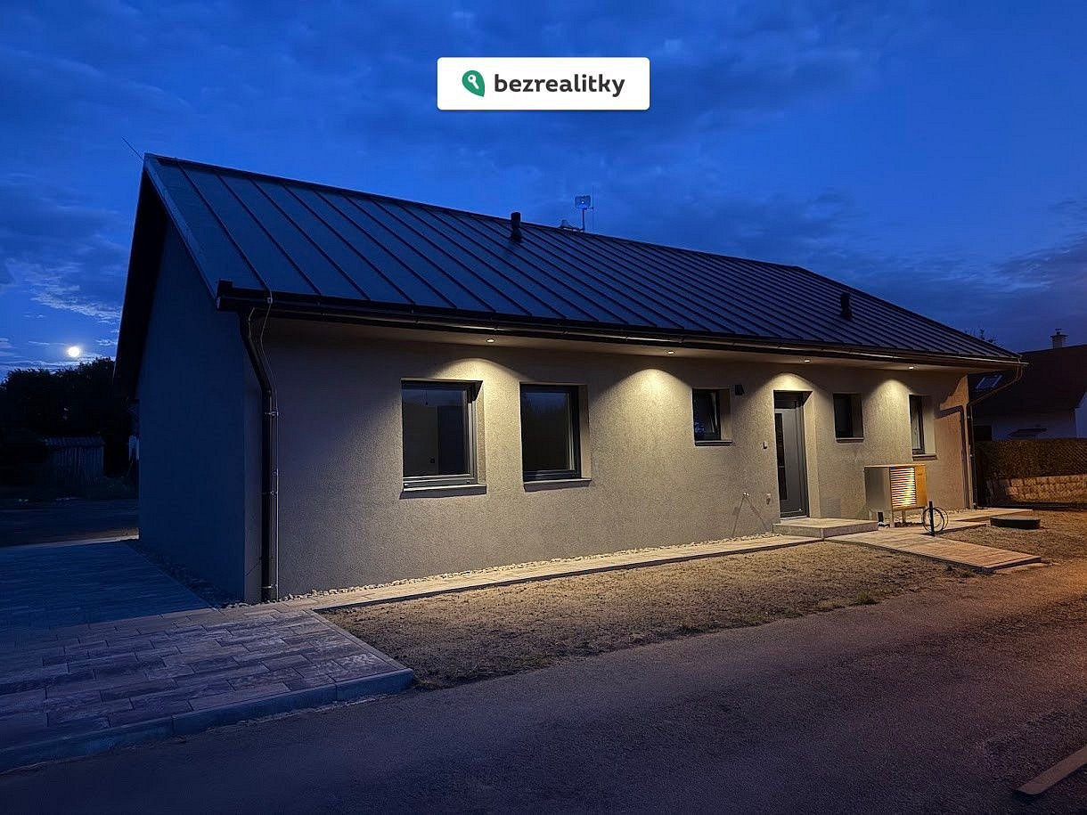Prodej domu 100 m² s pozemkem 797 m²
