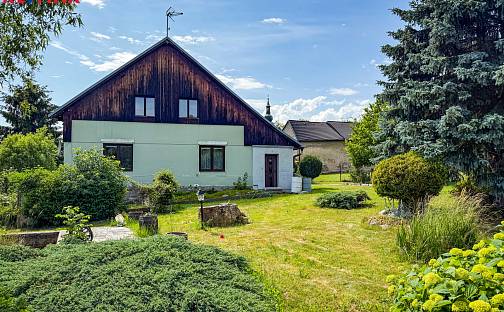 Prodej domu 150 m² s pozemkem 2 427 m², Úžice, okres Kutná Hora