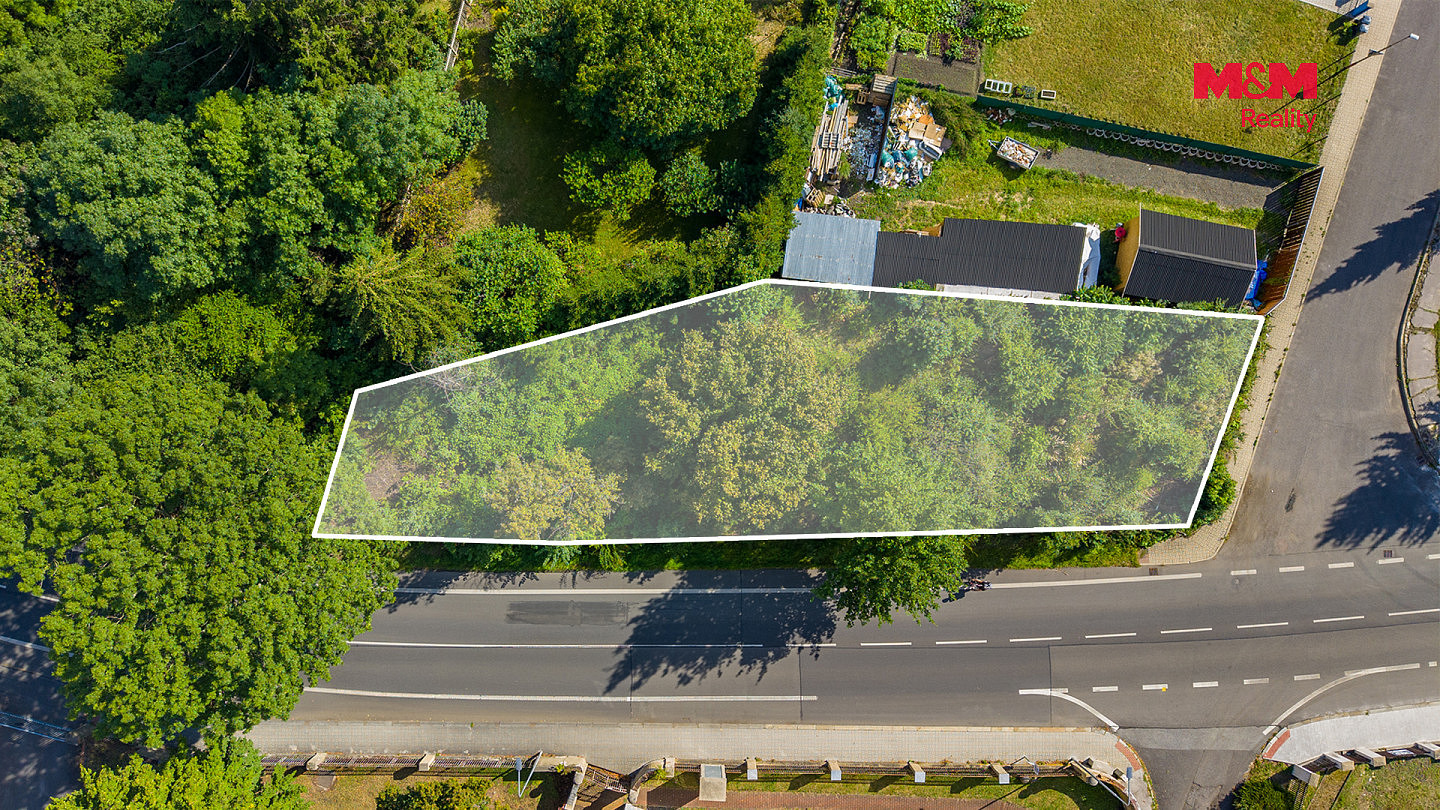 Prodej stavebního pozemku 679 m² – fotografie 2