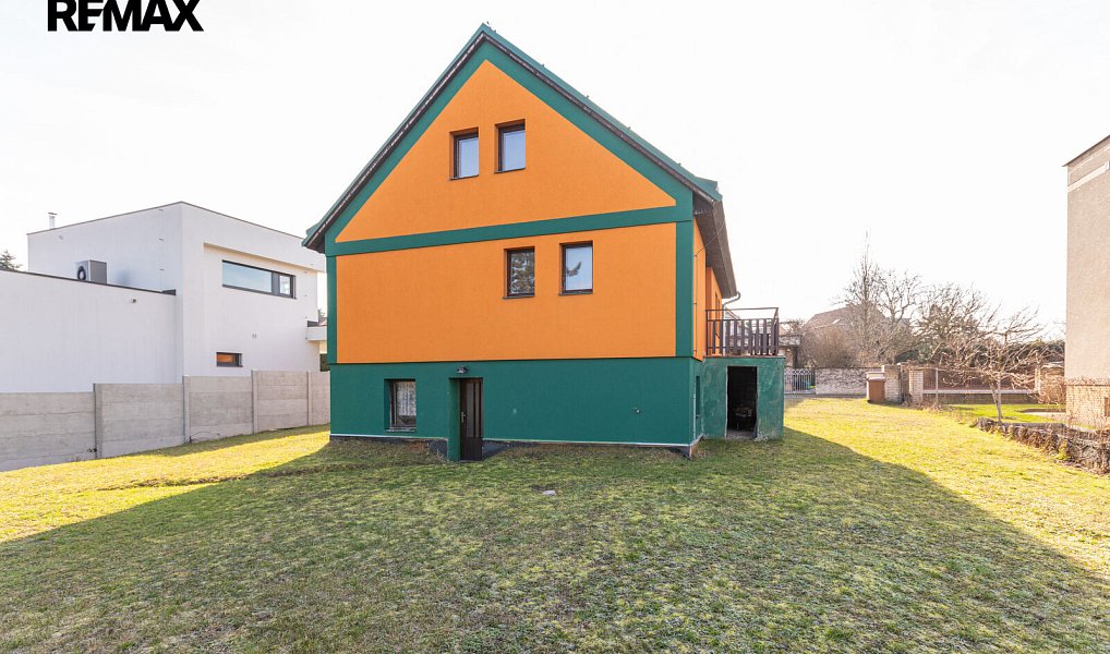 Prodej domu 214 m² s pozemkem 570 m², Roztoky – náhled fotky 31