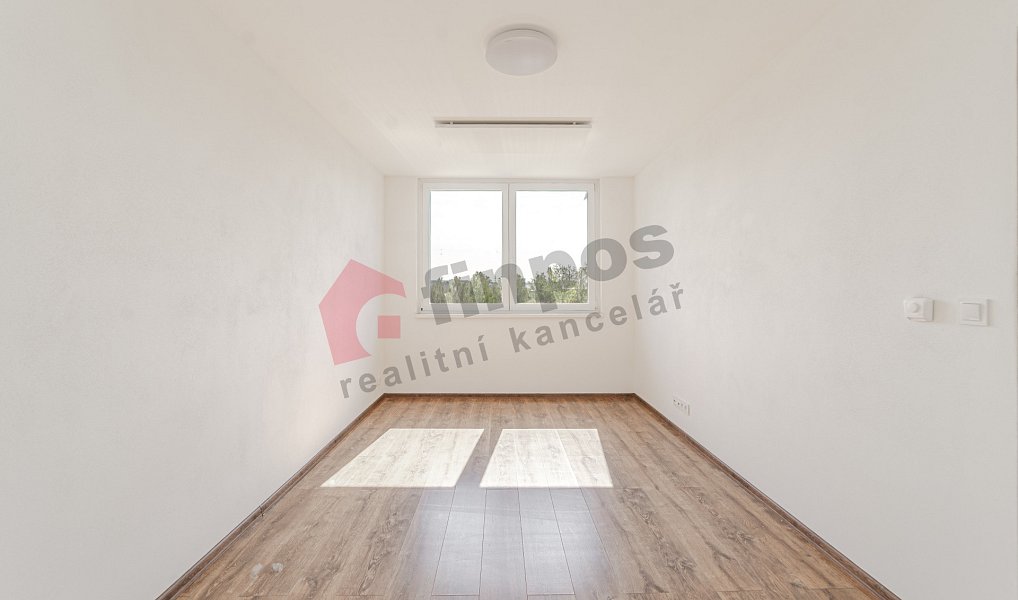 Pronájem bytu 4+kk 117 m², Bruntál – náhled fotky 4