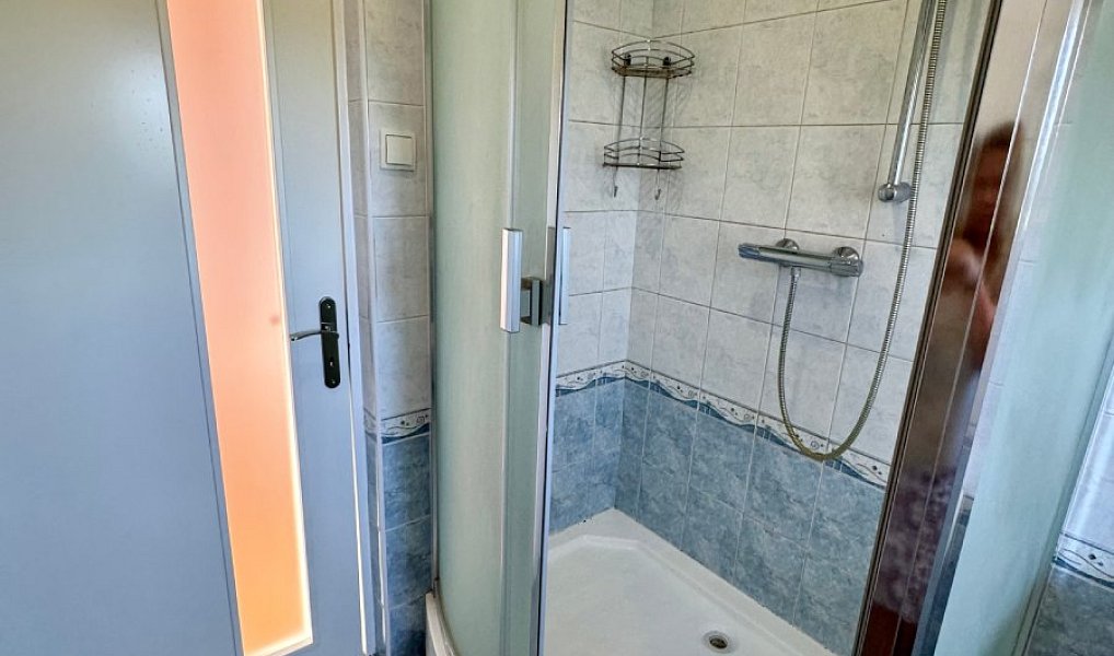 Prodej domu 214 m² s pozemkem 1 172 m², Řehenice – náhled fotky 8