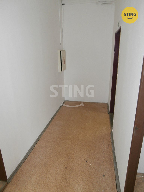 Pronájem kanceláře 75 m² – fotografie 5