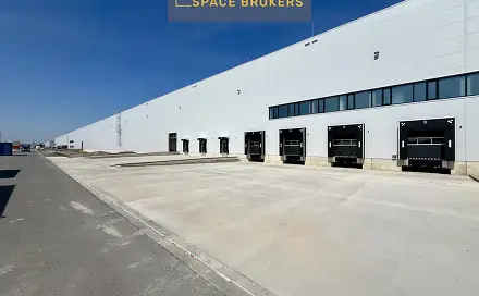 Pronájem skladovacích prostor 13 229 m², Kozomín, okres Mělník