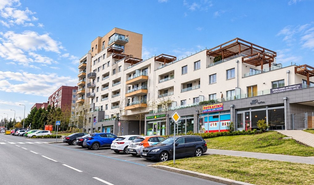 Pronájem bytu 1+kk 35 m², Praha – náhled fotky 2
