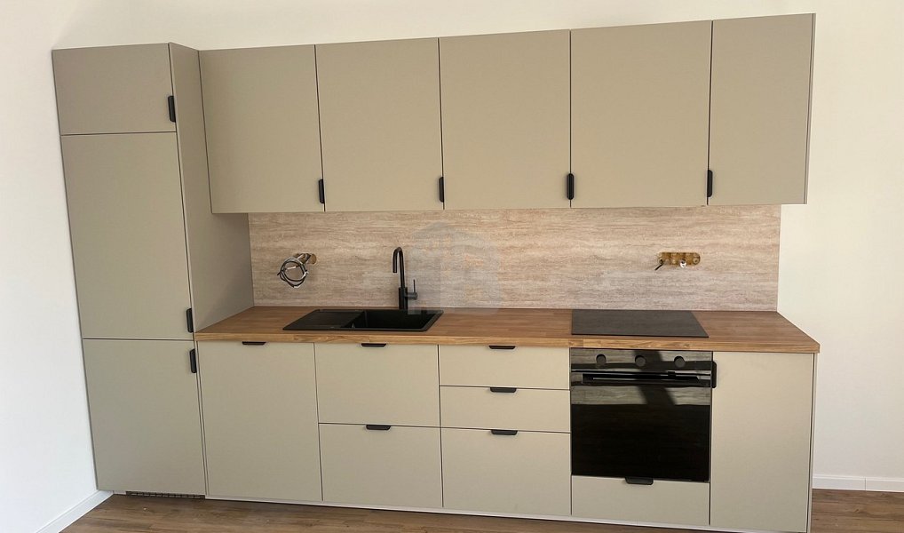 Pronájem bytu 2+kk 73 m², Trutnov – náhled fotky 4