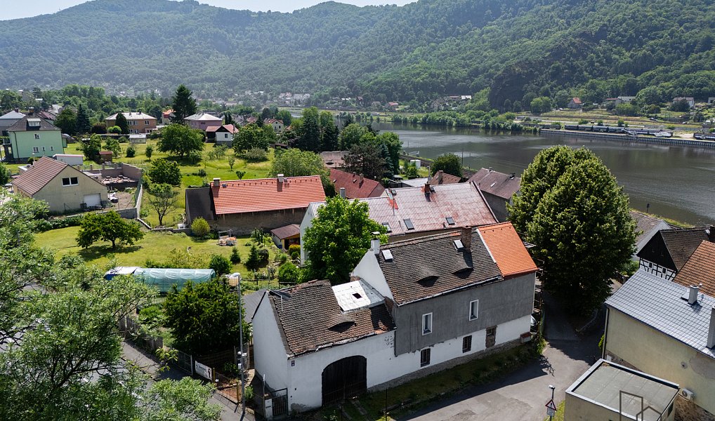 Prodej domu 189 m² s pozemkem 886 m², Ústí nad Labem – náhled fotky 2