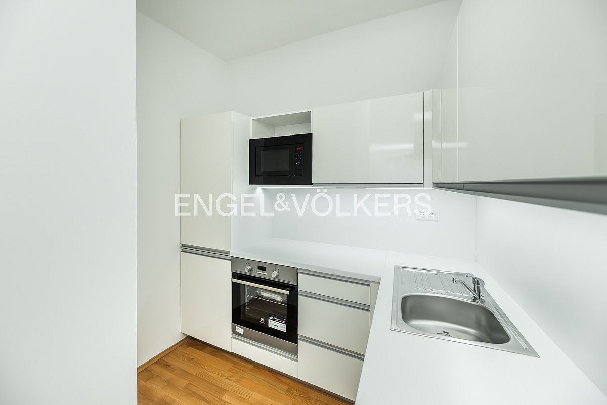 Pronájem bytu 2+kk 90 m² — photo 4