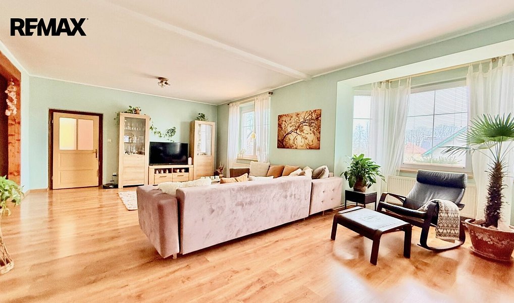 Prodej domu 129 m² s pozemkem 882 m², Pohled – náhled fotky 10